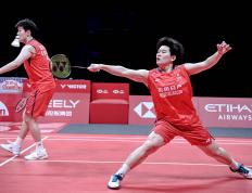 开云平台-（体育）羽毛球(qiú)——世巡赛縂(zǒng)决赛：刘圣书/譚(tán)甯(níng)无缘女雙(shuāng)决赛