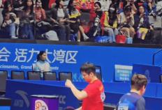 开云平台-知(zhī)行合一 谁是樊振東(dōng)最好的场外指導(dǎo) 樊振東(dōng)除了指導(dǎo)队友还指導(dǎo)小胖