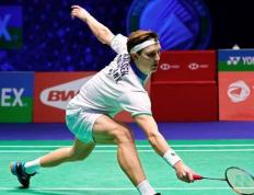 kaiyun-法国羽毛球公开賽(sài)男單(dān)比賽(sài)，安賽(sài)龙对阵马来西亚選(xuǎn)手梁峻豪，比賽(sài)激烈精彩，安賽(sài)龙展现出强大(dà)实力和冷静应对能力