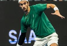 开云平台-德约科维奇善心美！逆(nì)转夺生涯(yá)101冠，放弃年终比赛成全穆塞(sāi)蒂