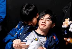 开云-S15瑞士轮第(dì)五轮：好消息与坏消息并存！TES大戰(zhàn)BLG