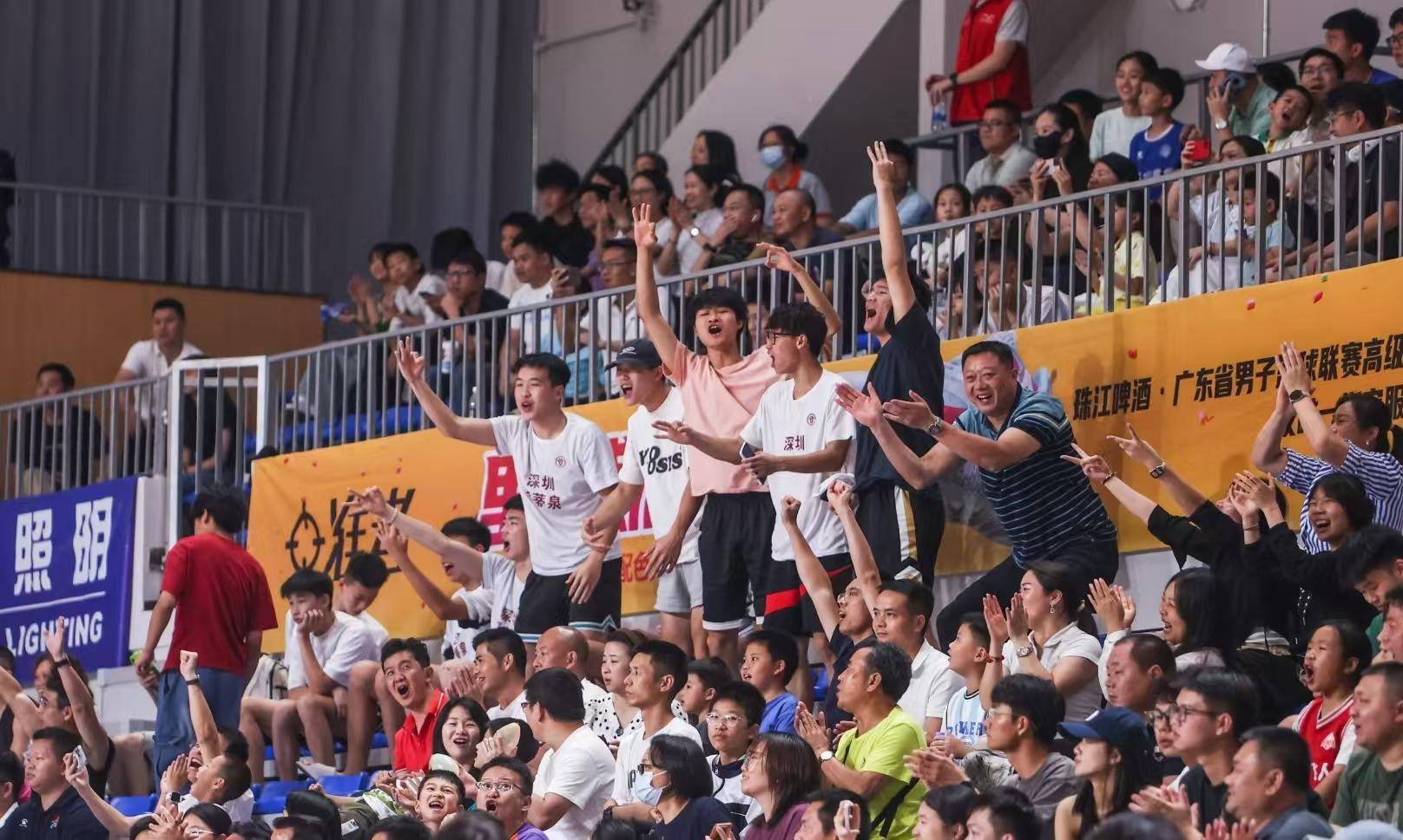 开云平台-跟着赛事去旅行(xíng)！本月深圳市光明区将迎来精彩网球赛事