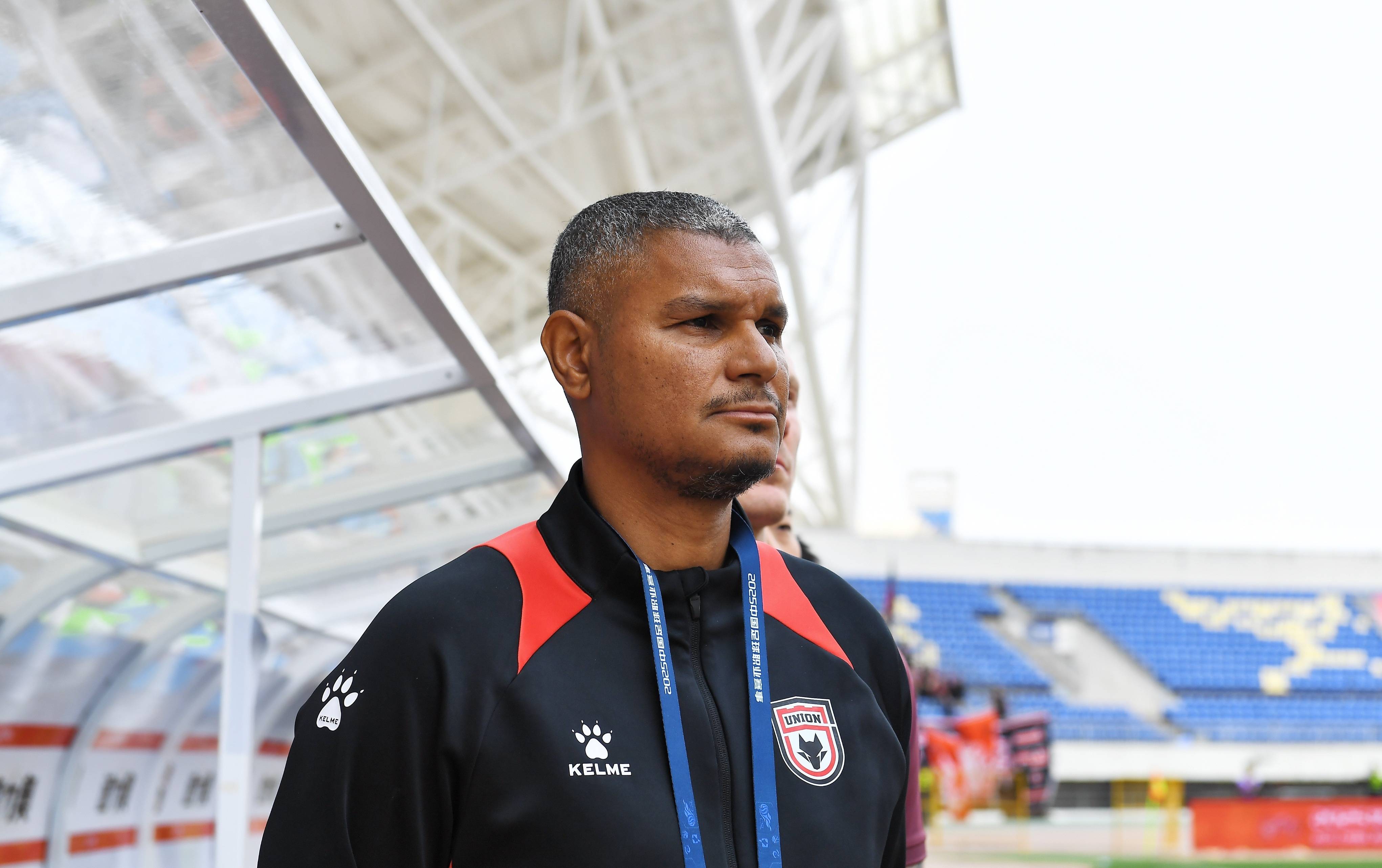 开云体育APP下载-冲超！曝陕西聯(lián)合请来德甲教练，已签欧聯(lián)杯级别中场