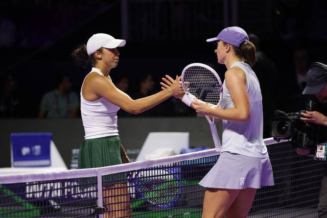 开云-网球|WTA年终总决赛：斯(sī)维亚特克胜凯斯(sī)