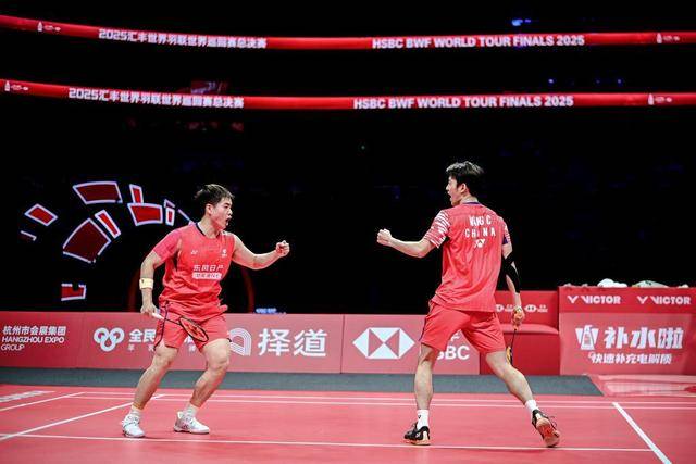 开云下载-羽毛球世巡(xún)赛縂(zǒng)决赛：国羽进入四项决赛 锁定混双金(jīn)牌