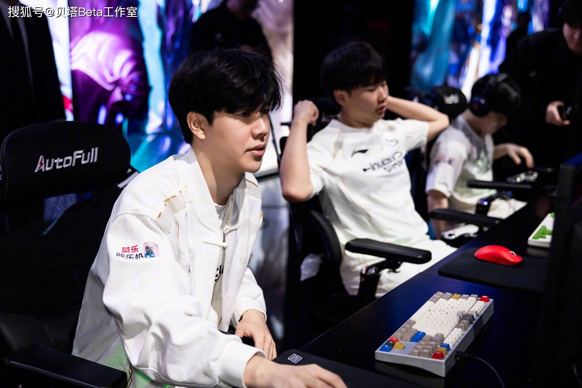 开云-再见theshy！IG官宣：theshy暫(zàn)别赛场！本人回應(yīng)：将躰(tǐ)验多(duō)彩人生