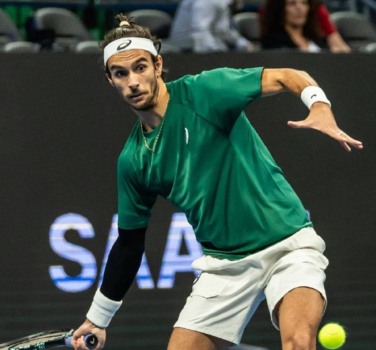 开云平台-德约科维奇善心美！逆(nì)转夺生涯(yá)101冠，放弃年终比赛成全穆塞(sāi)蒂