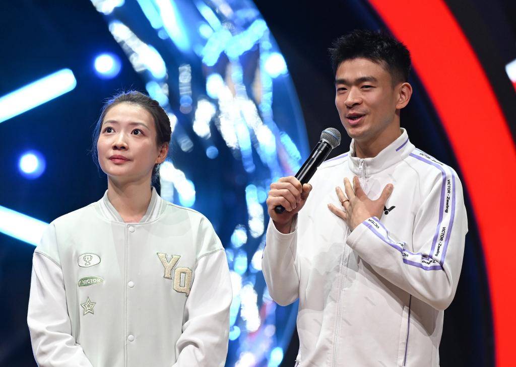 kaiyun-踏上不同的人生赛道，“雅思组合”还在为羽毛球燃燒(shāo)